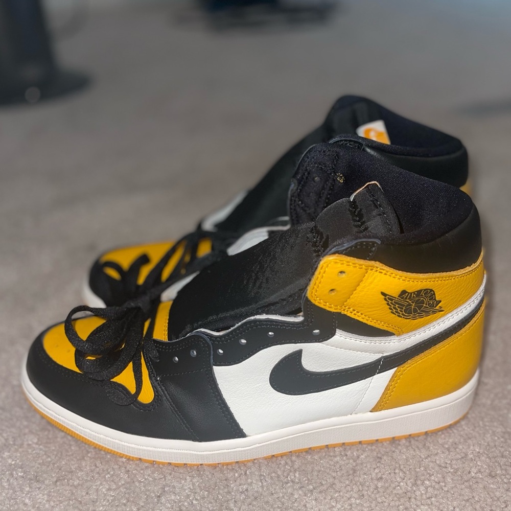 Brand new size 12 yellow toe Jordan 1 high
